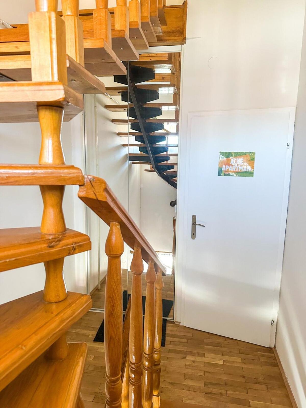 Aloe Apartman Sopron Bagian luar foto